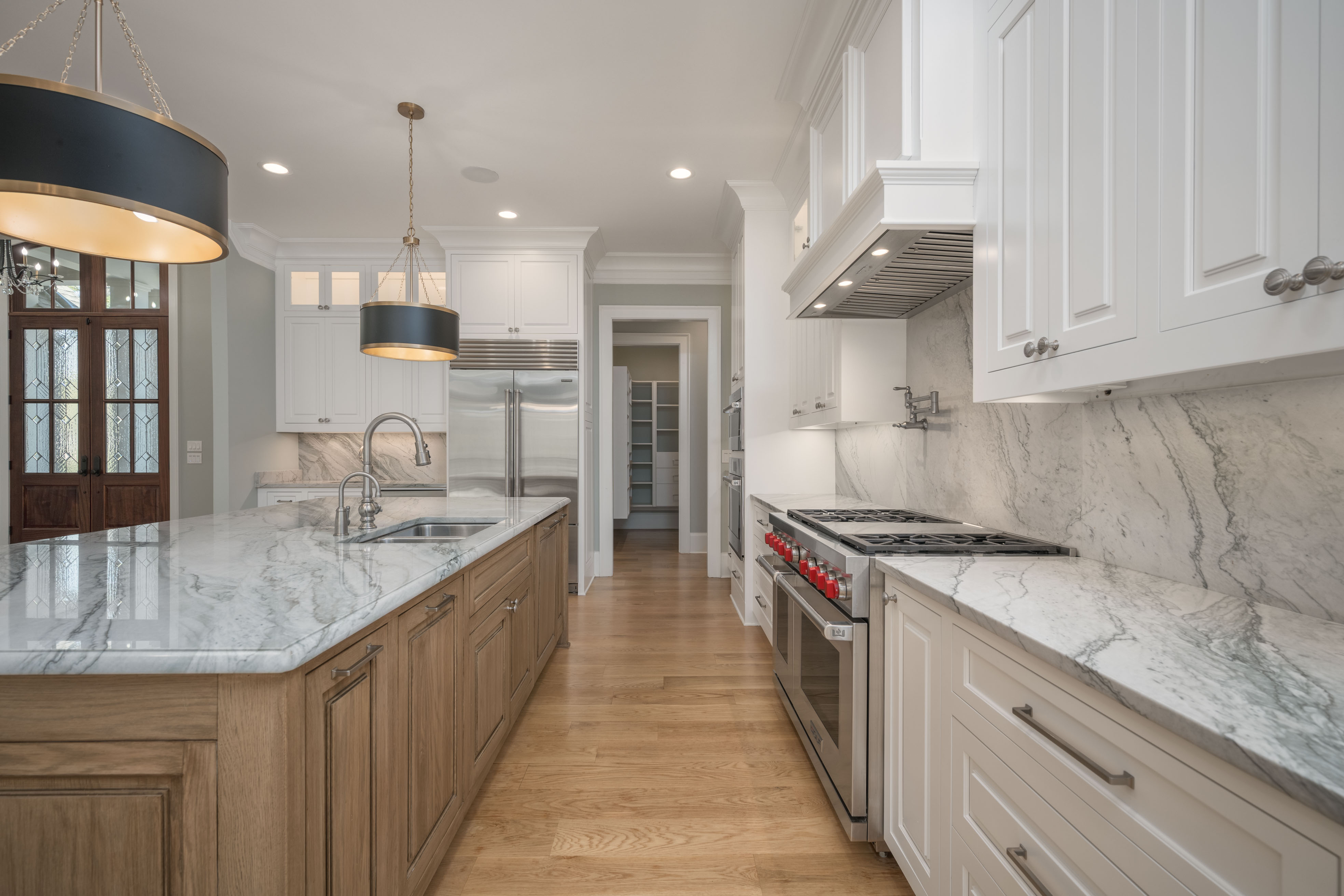 1100 Fox Bend image 25